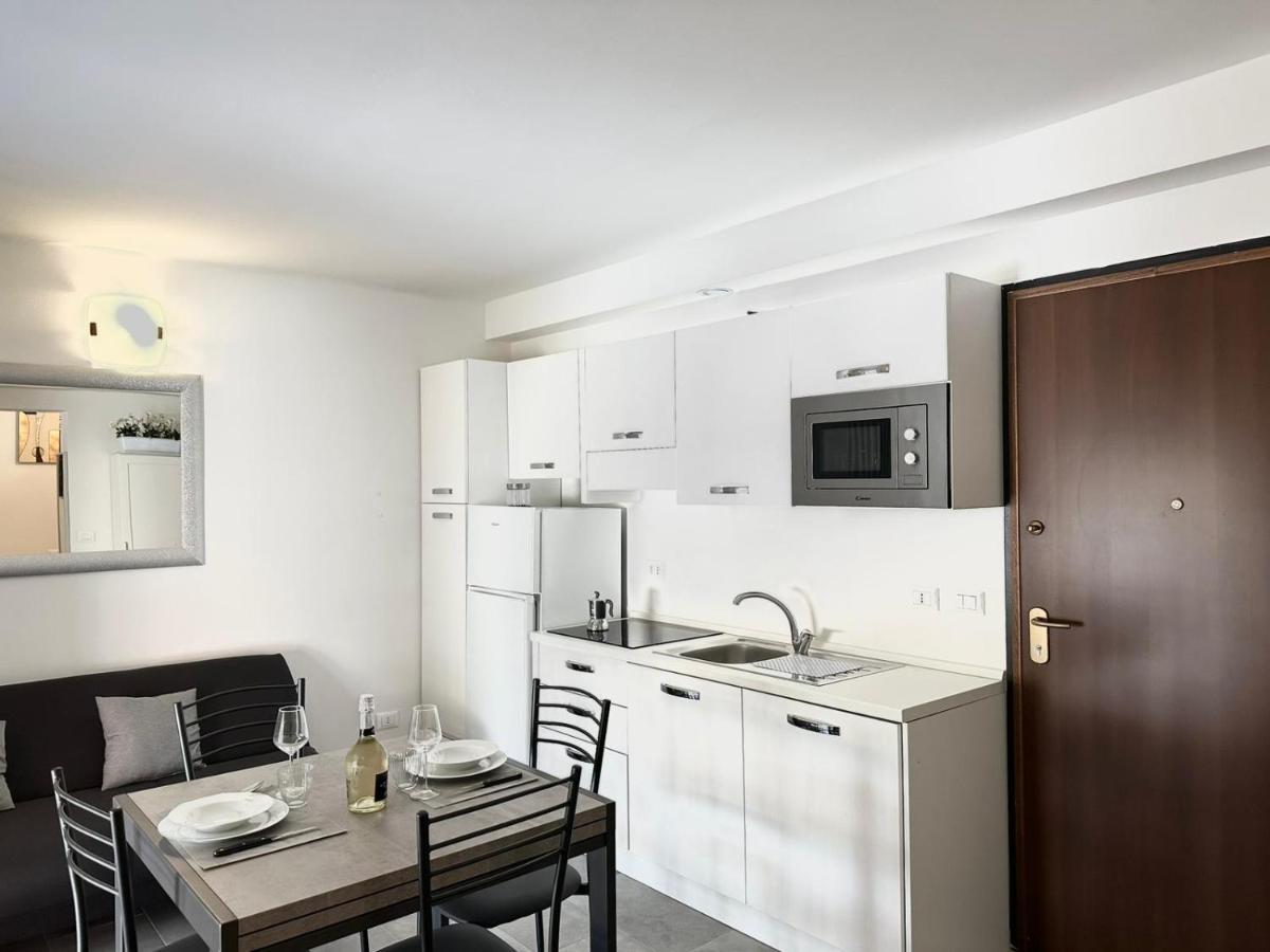 Sky Loft Airport - Modern Apt 1St Floor Apartment Bologna Luaran gambar