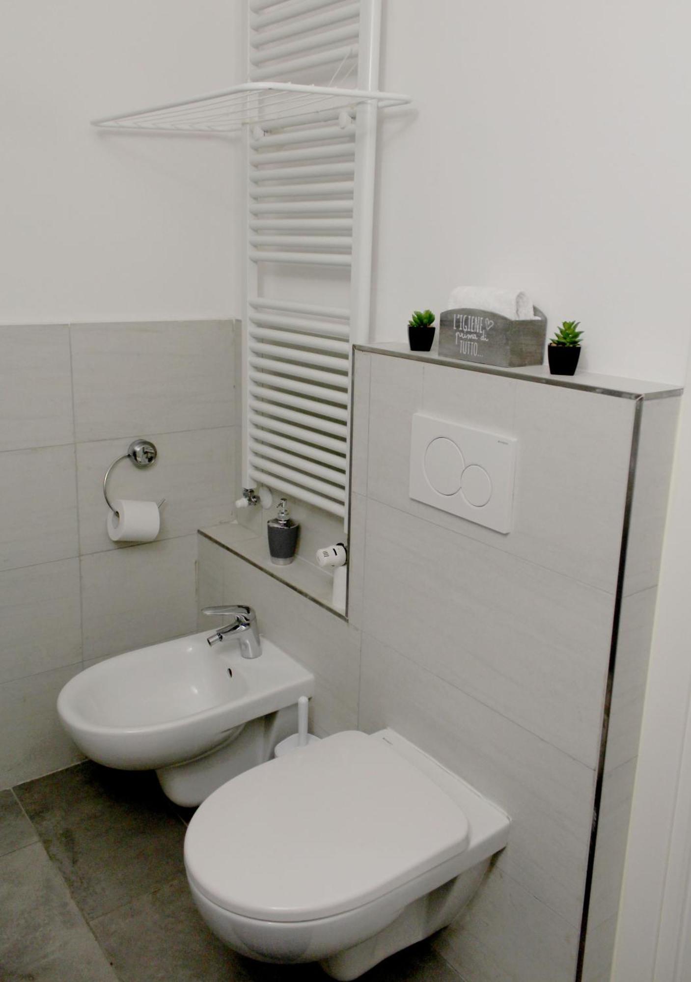 Sky Loft Airport - Modern Apt 1St Floor Apartment Bologna Luaran gambar